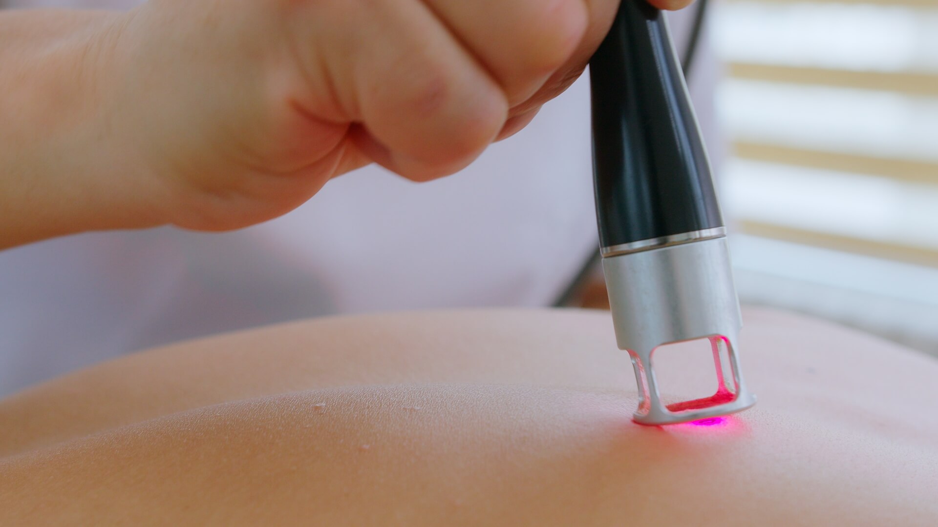 foto-terapia-cu-laser-de-inalta-intensitate-5